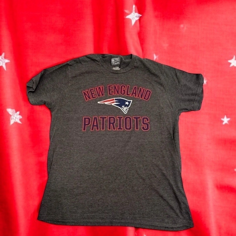 New England Patriots size large
